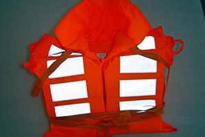 The different materials of life jackets1.jpg